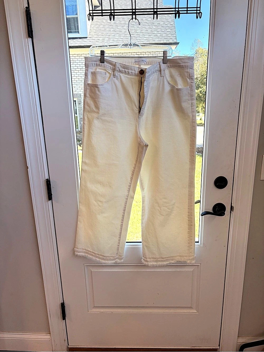 LOFT Wide Leg Crop Jeans in Cream Size 32 (14)